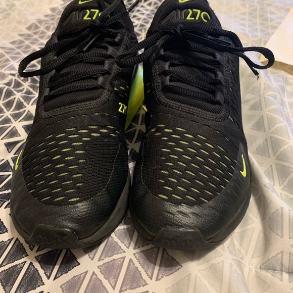 Air max 270s Black Volt Oil Grey - Picture 2 of 5